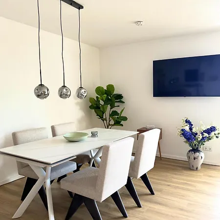- Modernisiert 2026 - Outdoor Teich, Spa-sauna, Fitness, Kamin - Fontane Apartman Sassnitz